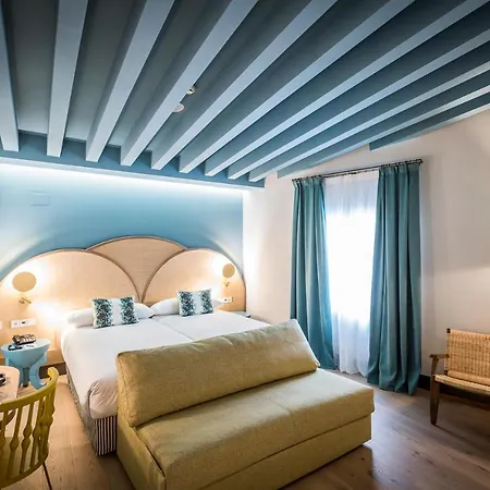 호텔 Intelier Casa De Indias 4*