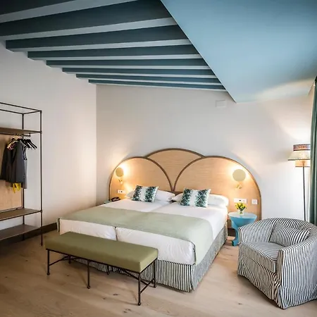 호텔 Intelier Casa De Indias 4*